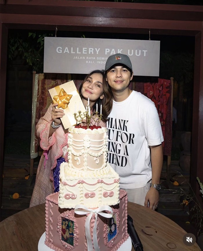 Dari Shanghai hingga Jepang, Begini Keseruan Luna Maya Berburu Makanan