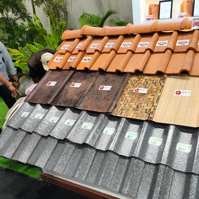 Wujud Genteng Sabut Kelapa BRIN yang Pernah Diinjak Prabowo, Bikin Takjub!