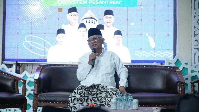 Gus Mus saat menghadiri Halaqah Pengurus Rabithah Maahid Islamiyah (RMI) se-Indonesia, di Pondok Pesantren An-Najiyah 1 Bahrul Ulum, Tambakberas, Jombang, Sabtu (29/8/2026).