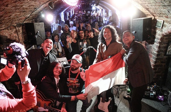 Kirribilly manggung di International Beatleweek 2026 di Liverpool, Inggris, pada 26 Agustus 2026.