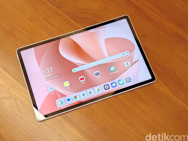 Lenovo Idea Tab Plus