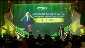 Konsisten Perkuat Ketahanan Pangan Sumatera, Zulhas Raih detikSumatera Awards 2026
