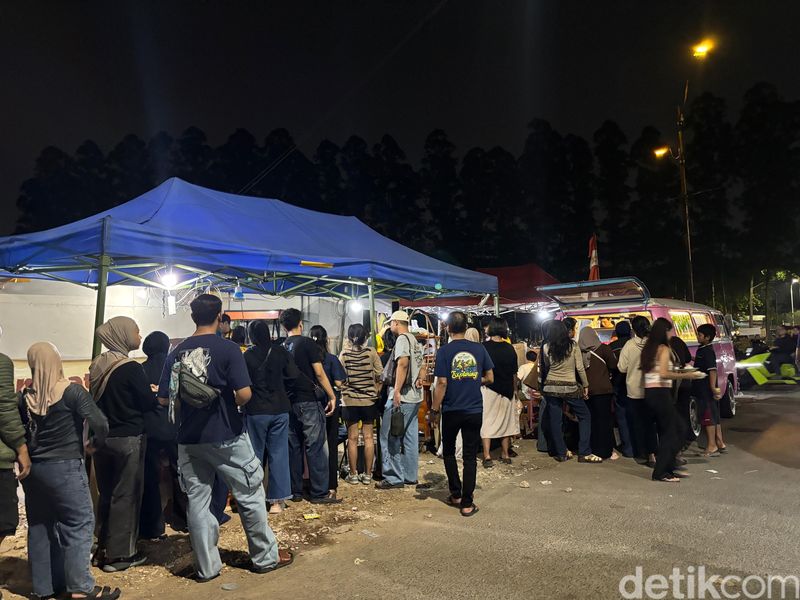 Nasi Gulai Bon milik TikToker Nadya Savira