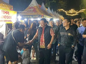 Geliat Ratusan Pelaku UMKM dalam Pasar Rakyat 2026 di Alun-alun Nganjuk