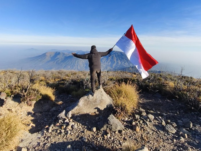 Pendakian ke Gunung Sindoro
