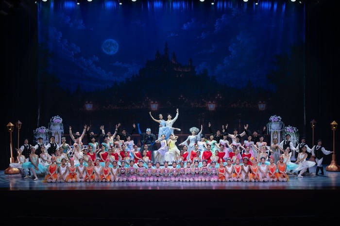 Indonesia Dance Company (IDCO) menampilkan pertunjukan balet spektakuler Cinderella di Teater Besar, kompleks TIM, Jakarta Pusat, 29-30 Agustus 2026.