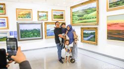 Ragam Karya Lukis Bawa Pesan Damai dan Harapan di Taman Ismail Marzuki