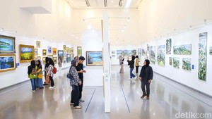 Lukisan karya Susilo Bambang Yudhoyono turut menjadi bagian dari pameran dan memperlihatkan ekspresi artistiknya dalam menuangkan berbagai gagasan melalui seni rupa.
