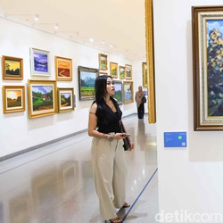 Ragam Karya Lukis Bawa Pesan Damai dan Harapan di Taman Ismail Marzuki