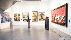 Ragam Karya Lukis Bawa Pesan Damai dan Harapan di Taman Ismail Marzuki