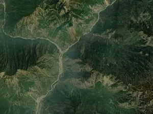 Satelit Radar China Jepret Tajam Lokasi Gletser Nepal Runtuh