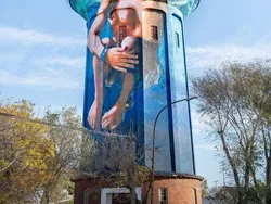 15 Street Art Unik, Ada Karakter Kartun Nyungsep
