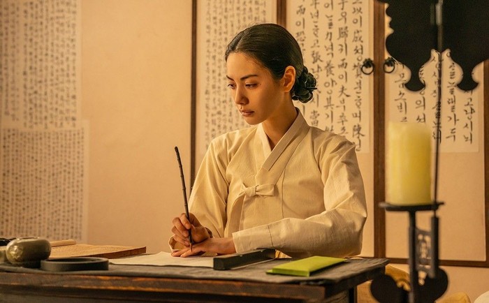 Potret Nana memerankan Hui Yeon di drama Korea terbaru Netflix 2026 The Scandal.