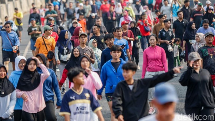 Antusiasme Warga Tak Surut, CFD Bekasi Dipadati Pesepeda hingga Pelari