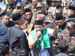 Reaksi Gus Ipul Saat Pendemo Minta Pemimpin Pleno Muktamar NU Dievaluasi
