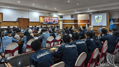 Dialog Pendidikan yang digelar DPD KNPI Kabupaten Buleleng, Minggu (30/8/2026)