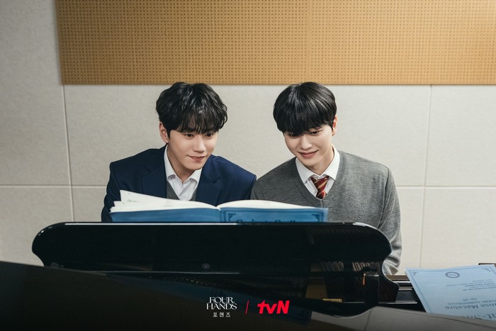 Drama Korea Four Hands Two Sonatas