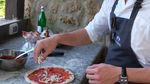 Serunya Honeymoon El Rumi dan Syifa Hadju, Bikin Pizza Bareng di Italia