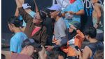 Couple Goals! Ganjar Pranowo Finish Sydney Marathon 2026 Bareng Istri