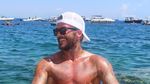 Liburan Musim Panas, Beckham Ajak Keluarga Jalan-jalan di Pantai