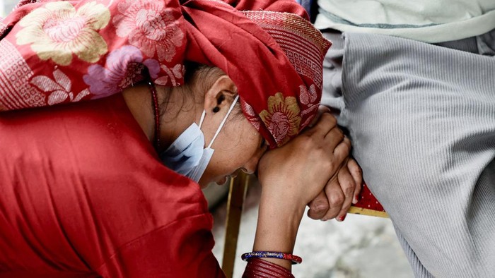 Banjir dahsyat yang melanda wilayah perbatasan Nepal dan Tibet menimbulkan korban jiwa dalam jumlah besar. Hingga Minggu (30/8/2026), sebanyak 691 jenazah telah ditemukan, sementara jumlah orang yang masih hilang mendekati 3.000 orang. REUTERS