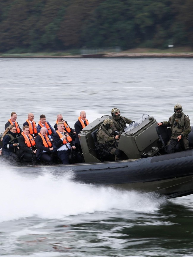 KTT Keamanan Laut Baltik, Pejabat Jerman Tinjau Kapal Patroli Bundespolizei