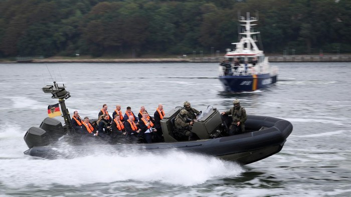 KTT Keamanan Laut Baltik digelar di Akademi Angkatan Laut Muerwik, Flensburg, Jerman, pada 28 Agustus 2026. Pertemuan tersebut mempertemukan pejabat keamanan Jerman dengan perwakilan negara-negara pesisir Laut Baltik. REUTERS/Christian Charisius