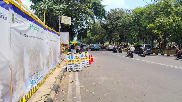 Lokasi proyek pembangunan gapura baru di Depok (Devi/detikcom)
