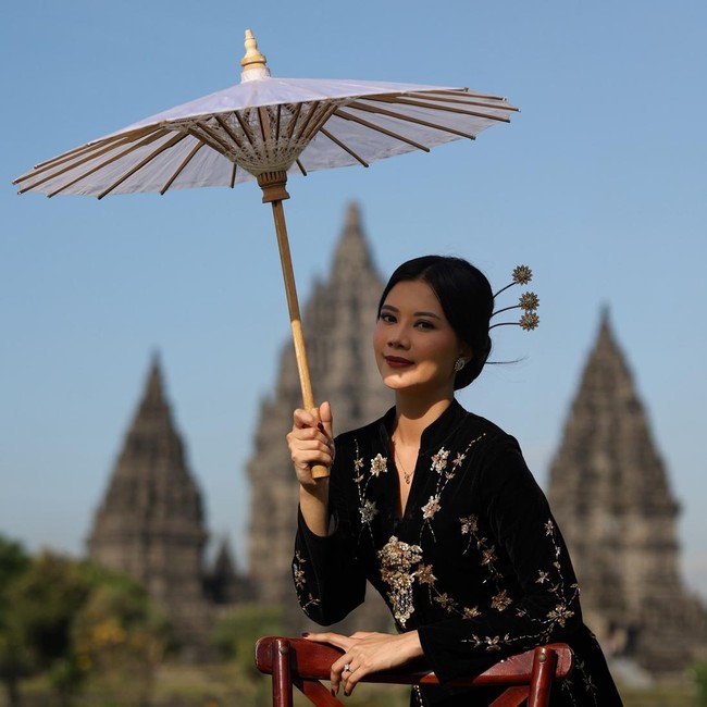 Noella Sisterina Nikah, Para Member Eks JKT48 Bikin Heboh