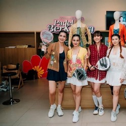 Padel Berkebaya, Cara Unik Indonesia Kaya Lestarikan Budaya Bangsa