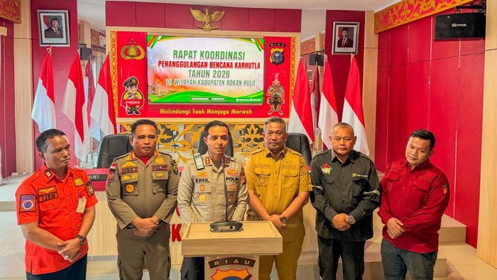 Rokan Hulu memperkuat penanganan karhutla dengan membentuk Satgas Khusus di 4 kecamatan rawan, Sabtu (29/8/2026).