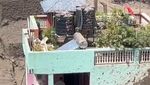 Foto: Rumah Hijau Kebal Banjir Bandang, Kokoh di Tengah Reruntuhan di Nepal