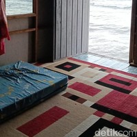 Buka Pintu Langsung Laut Lepas, Rumah di Balikpapan Ini Viral Bikin Penasaran