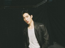 5 Potret Jing Boran, Si Luke The Early Spring yang Lagi Jadi Idola