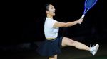 Momen Perdana Anindita Hidayat Main Tenis