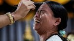 Berlumuran Emas Murni di Wajah, Begini Tradisi Na Na Thong di Thailand