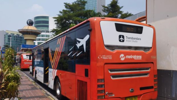 Bus Transbandara di Terminal Blok M, Jakarta Selatan (Syahid/detikcom)