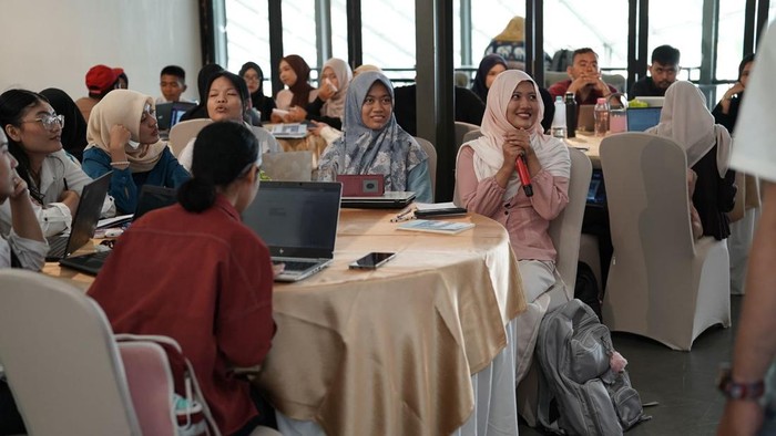 Festival Ngobrol Buku 2026 di Medan.