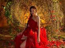 Foto-foto Jennie dari Lokasi Syuting MV FALLEN ANGEL