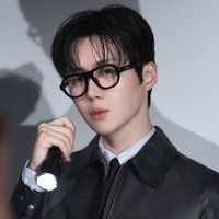 Kim Seon Ho resmi bergabung ke Fantagio setelah kontraknya dengan SALT Entertainment berakhir. Ia berada di bawah naungan agensi yang sama seperti Cha Eun Woo dan Ong Seung Woo sejak Maret 2025. Foto: dok. Instagram @fantagio_official