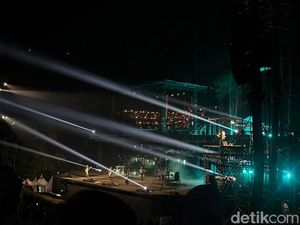 Pecah! Kolaborasi Kejutan Feast x Mahalini di Panggung Forestra