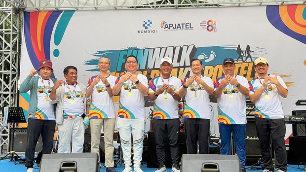 Momentum Hari Bhakti Postel yang berdekatan dengan HUT ke-81 Kemerdekaan Republik Indonesia juga dinilai menjadi pengingat bahwa kemajuan bangsa perlu diisi dengan kegiatan yang memberikan manfaat bagi masyarakat.