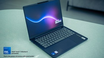 Lenovo IdeaPad Slim 3i hadir di Indonesia sebagai laptop pertama dengan prosesor Intel® Core™ Series 3. Laptop ini sudah dilengkapi NPU untuk mendukung pemrosesan fitur AI di perangkat. Foto: Muhammad Azzam/detikFoto