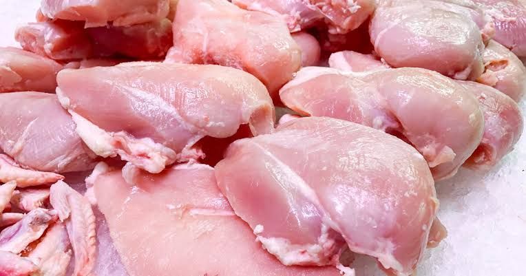 Mirip Adegan Fast & Furious! 140 Kg Ayam Dicuri dari Truk yang Melaju