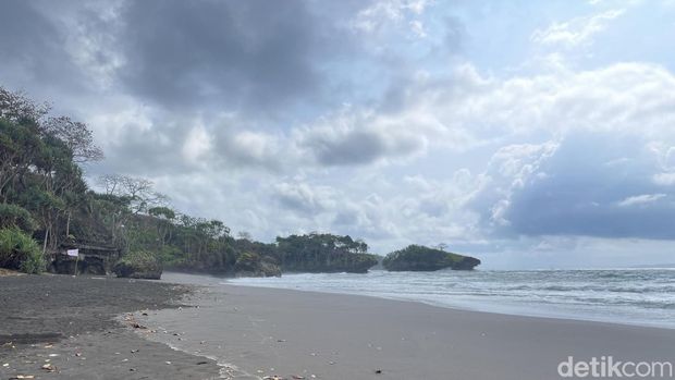 Pantai Madasari Pangandaran Pantai Madasari Pangandaran