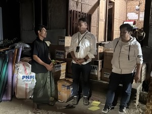 Kebakaran Desa Sade, PNM Bantu Nasabah Mekaar Lewati Masa Sulit