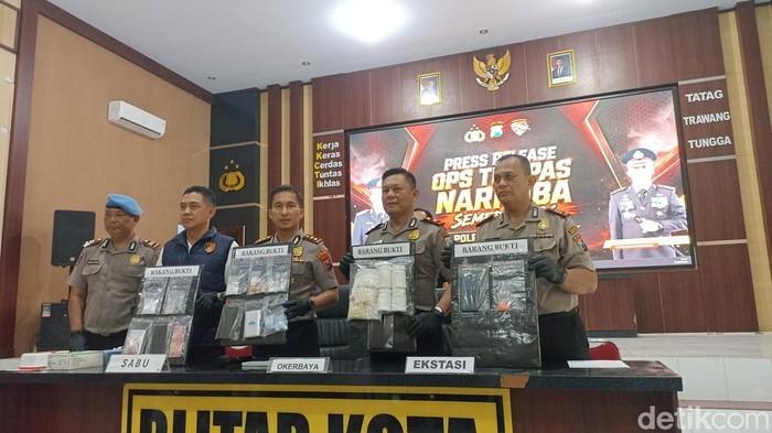 Press release ungkap kasus narkoba Polres Blitar Kota