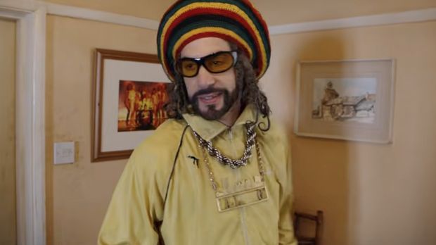Sacha Baron Cohen Sacha Baron Cohen saat tampil sebagai Ali G.