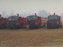 Bantuan 100 Mobil Damkar-15 Ekskavator Tiba untuk Lawan Karhutla Kalselteng