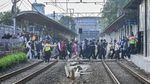 Stasiun Karet 1 September Ditutup Padahal Penumpangnya Sebanyak Ini